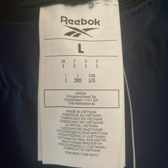 Reebok Shorts - Picture 5 of 15